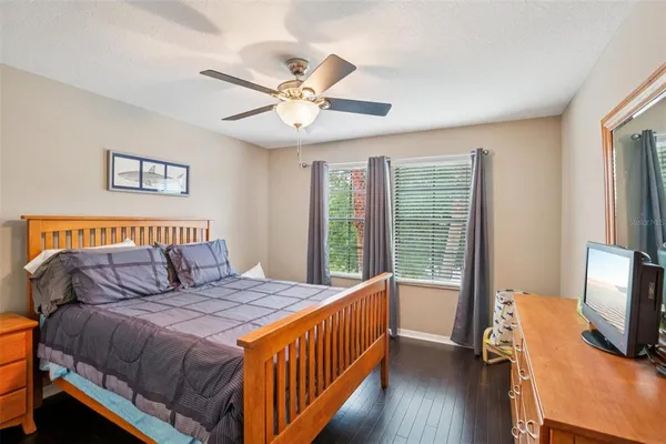 $550,000 | 210 Dakota Hill Drive, Seffner, FL 33584