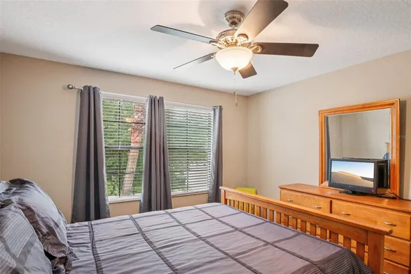 $550,000 | 210 Dakota Hill Drive, Seffner, FL 33584
