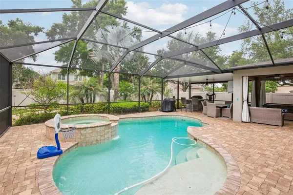 $550,000 | 210 Dakota Hill Drive, Seffner, FL 33584