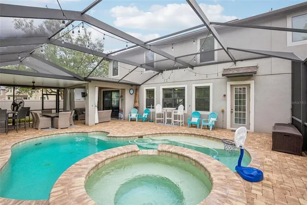 $550,000 | 210 Dakota Hill Drive, Seffner, FL 33584