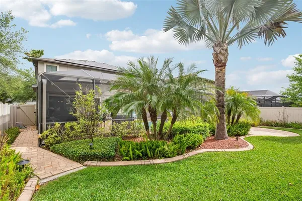 $550,000 | 210 Dakota Hill Drive, Seffner, FL 33584