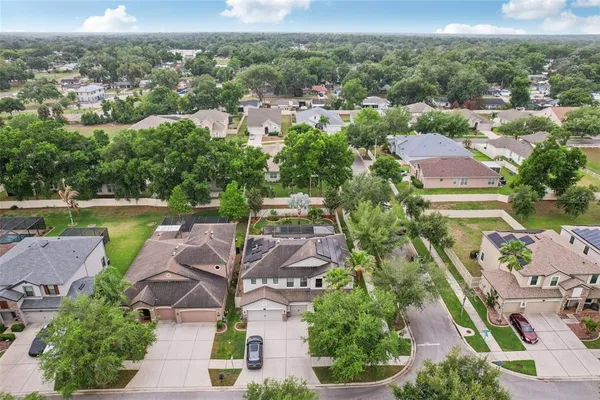 $550,000 | 210 Dakota Hill Drive, Seffner, FL 33584