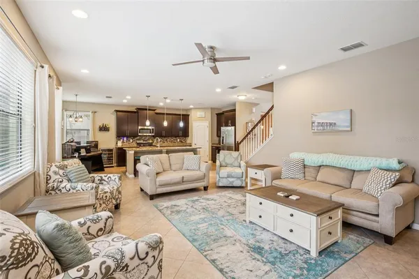 $550,000 | 210 Dakota Hill Drive, Seffner, FL 33584