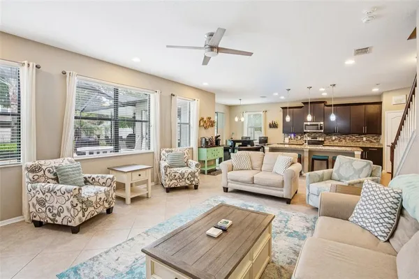 $550,000 | 210 Dakota Hill Drive, Seffner, FL 33584