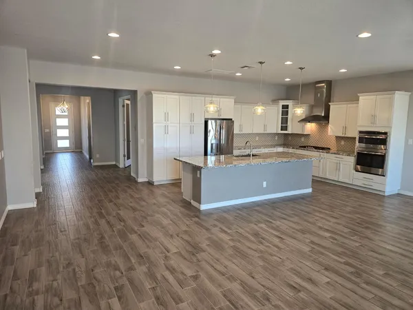 $2,900 | 3276 East Orleans Drive, Gilbert, AZ 85298