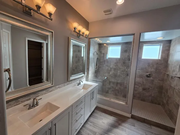 $2,900 | 3276 East Orleans Drive, Gilbert, AZ 85298