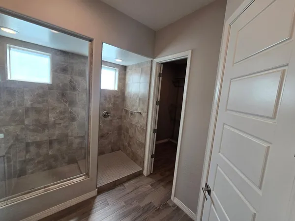 $2,900 | 3276 East Orleans Drive, Gilbert, AZ 85298