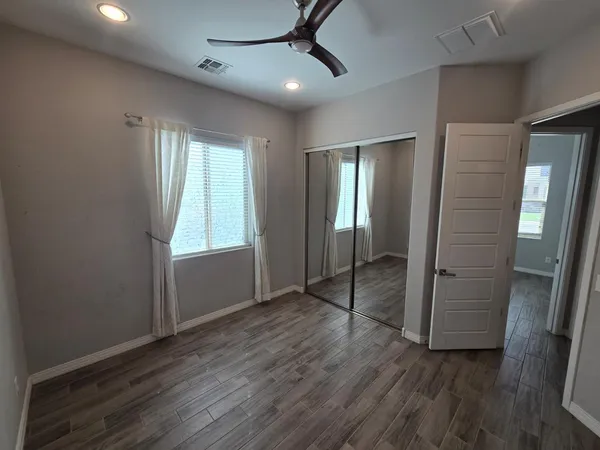 $2,900 | 3276 East Orleans Drive, Gilbert, AZ 85298