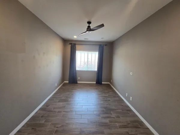 $2,900 | 3276 East Orleans Drive, Gilbert, AZ 85298