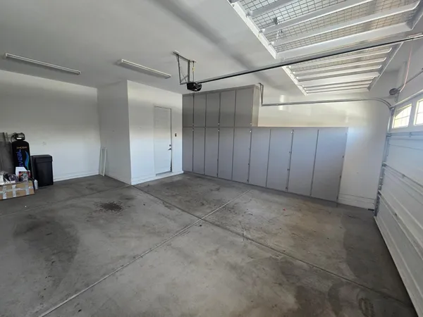 $2,900 | 3276 East Orleans Drive, Gilbert, AZ 85298