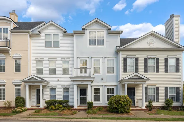 $2,300 | 4316 Summercrest Boulevard, Unit 407, Antioch, TN 37013
