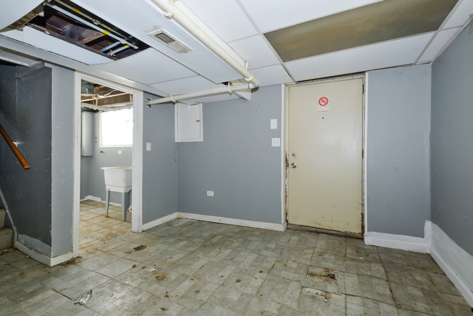 10320 South Indiana Avenue Chicago, IL 60628 - Photo 21 of 24 a view of an empty room