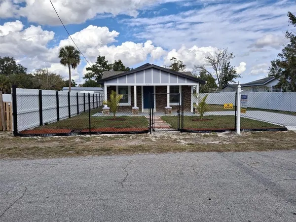 $330,000 | 825 3rd Street, Winter Haven, FL 33881