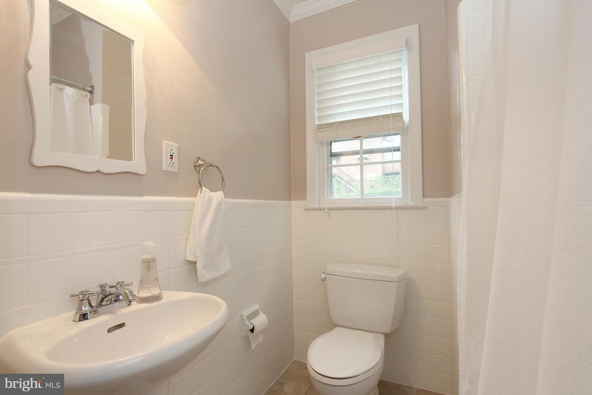 9926 Markham Street Silver Spring, MD 20901 - Photo 15 of 30 Bath