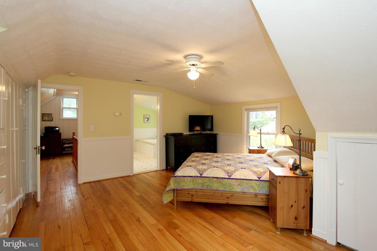 9926 Markham Street Silver Spring, MD 20901 - Photo 20 of 30 Bedroom (Master)