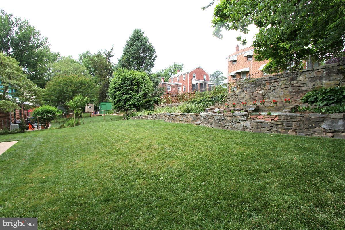 9926 Markham Street Silver Spring, MD 20901 - Photo 28 of 30 Exterior (Rear)