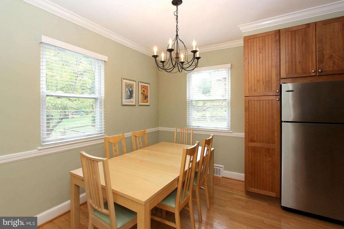 9926 Markham Street Silver Spring, MD 20901 - Photo 8 of 30 Dining Room