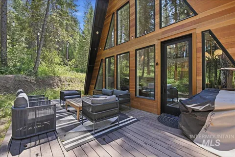 $679,900 | 64 Fairway Drive, Garden Valley, ID 83622