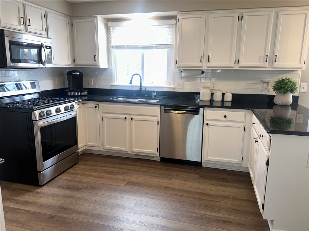 120 Donna Road Gates, NY 14606 - Photo 12 of 47 S.S. Appliances