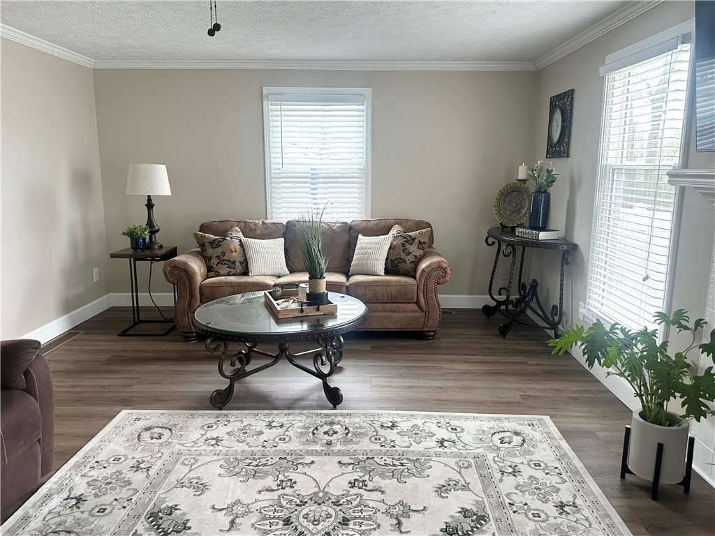 120 Donna Road Gates, NY 14606 - Photo 7 of 47 Great Room - luxury Vinyl Flooring new