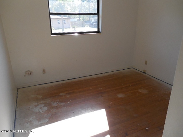 1804 Leon Road Jacksonville, FL 32246 - Photo 6 of 13 BR 2