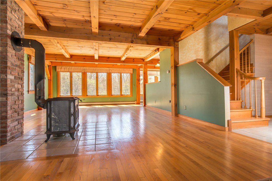 65 Hunting House Road Glocester, RI 02857 - Photo 13 of 32