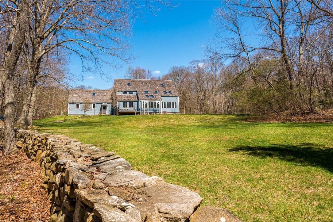 65 Hunting House Road Glocester, RI 02857 - Photo 2 of 32