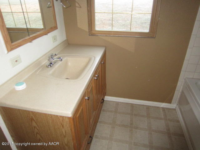 2002 Magnolia Street Amarillo, TX 79107 - Photo 14 of 16 master bathrm.JPG