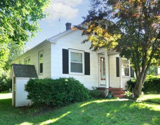 894 Cass Avenue Woonsocket, RI 02895 - Photo 8 of 8 Exterior Front.
