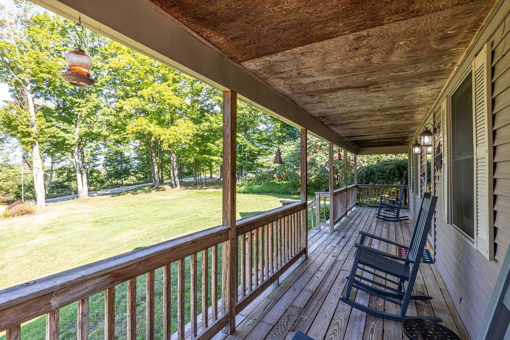 1066 Gorham Pond Road Dunbarton, NH 03046 - Photo 5 of 40