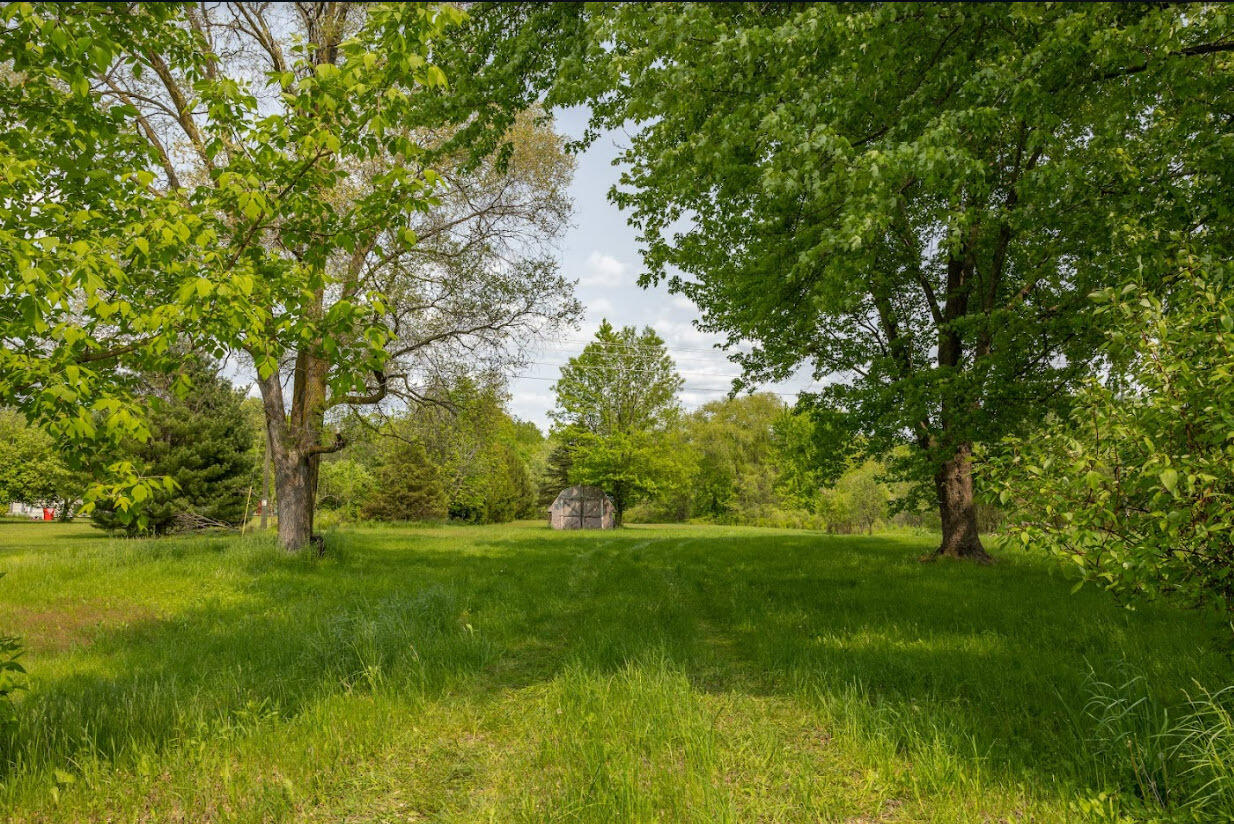 440 North Trent Road Ravenna, MI 49451 - Photo 5 of 11 Photo 4
