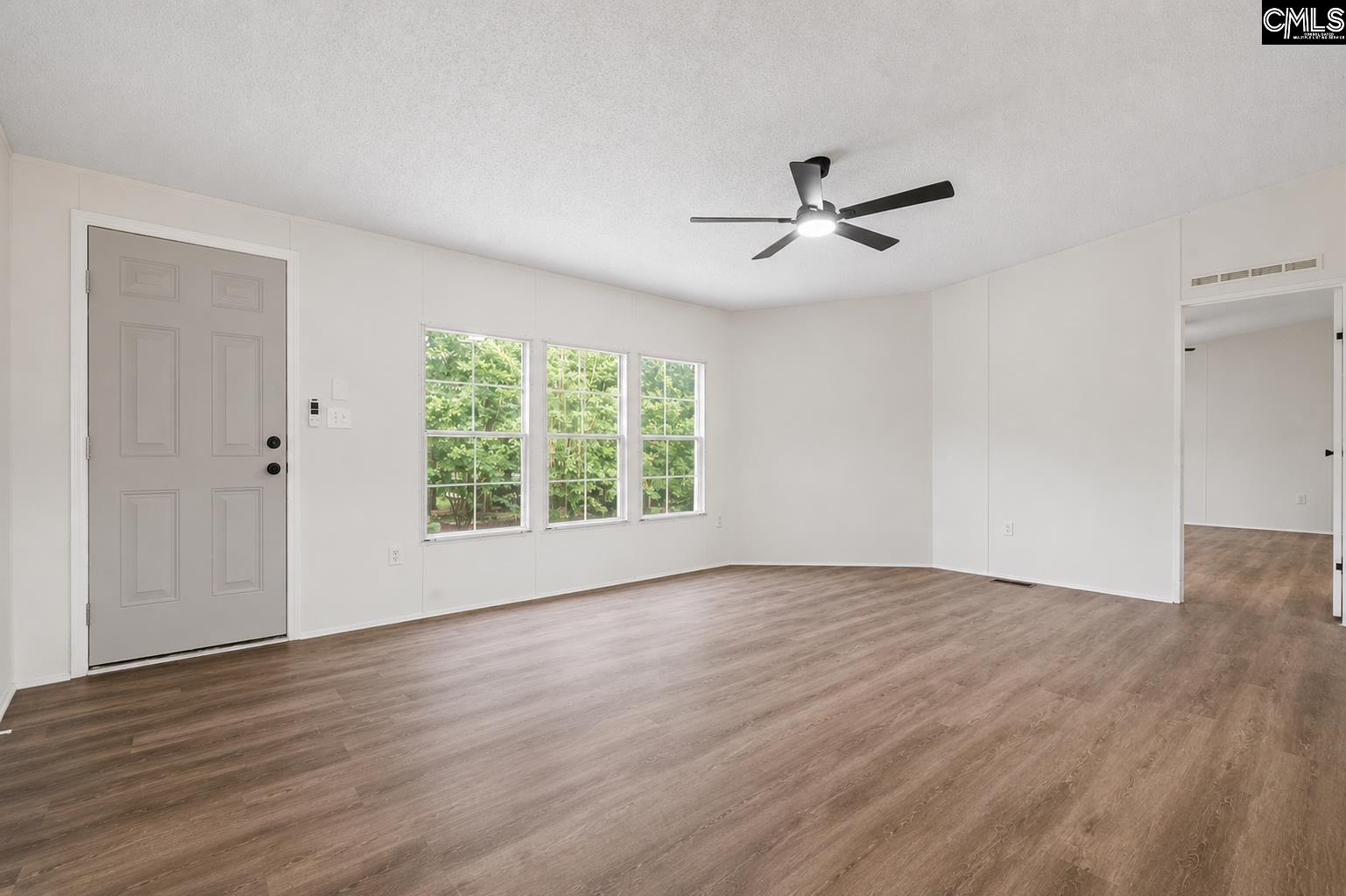 697 Ellene Road Camden, SC 29020 - Photo 2 of 21