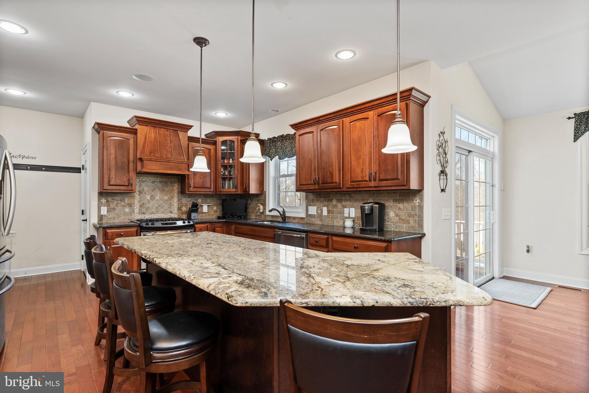 7 Millfording Road Mechanicsburg, PA 17050 - Photo 13 of 61 Spacious Gourmet Kitchen