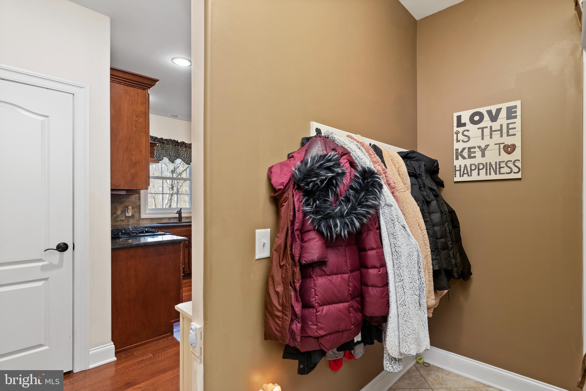 7 Millfording Road Mechanicsburg, PA 17050 - Photo 23 of 61 Mud Room off Laundry/Kitchen