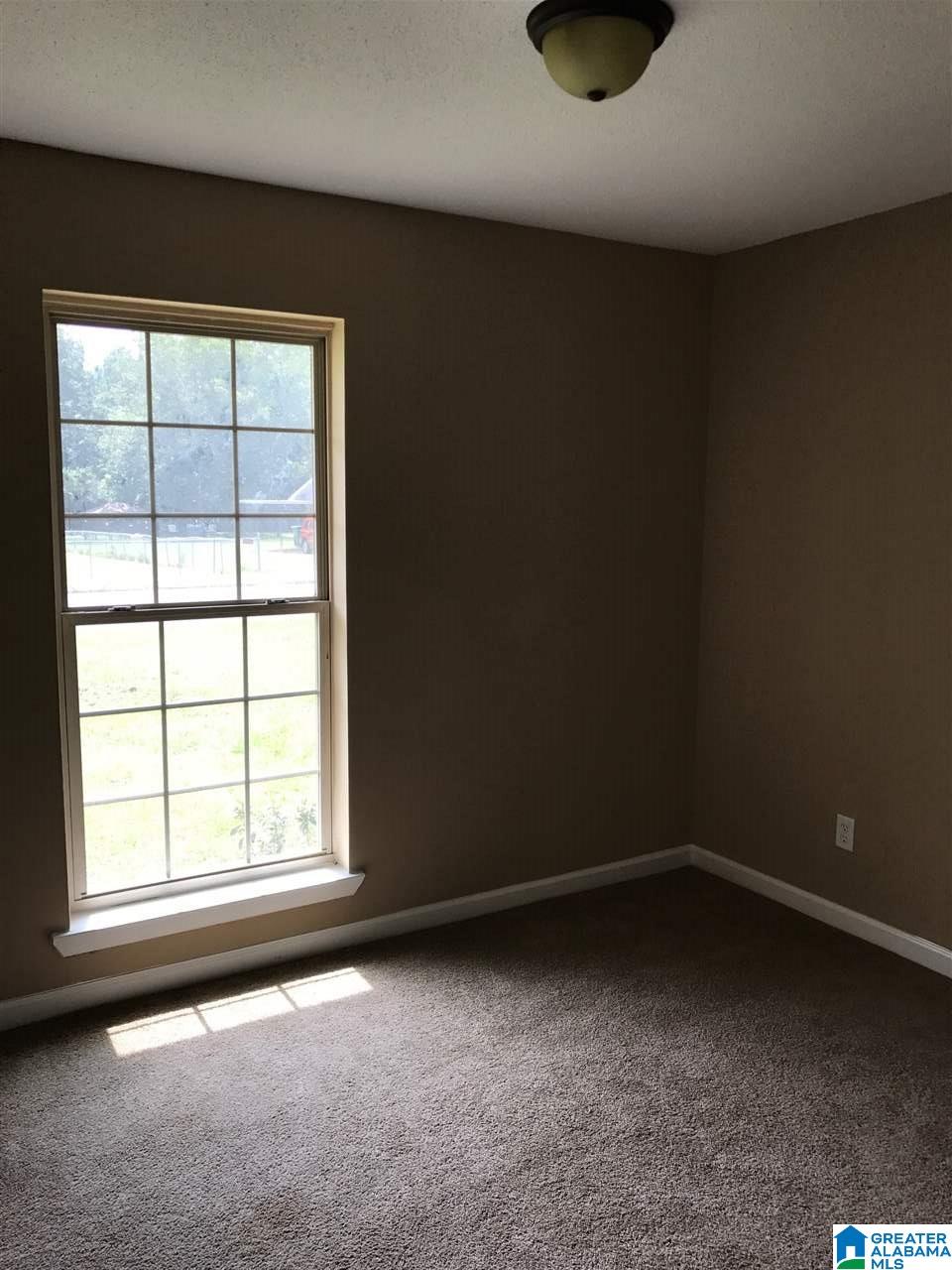 406 Sycamore Street Jemison, AL 35085 - Photo 10 of 12