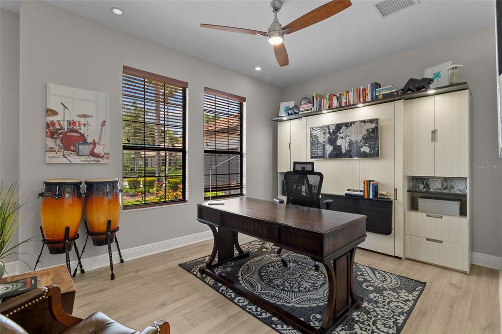 13906 Siena Loop Lakewood Ranch, FL 34202 - Photo 24 of 67 Gallery Image 24