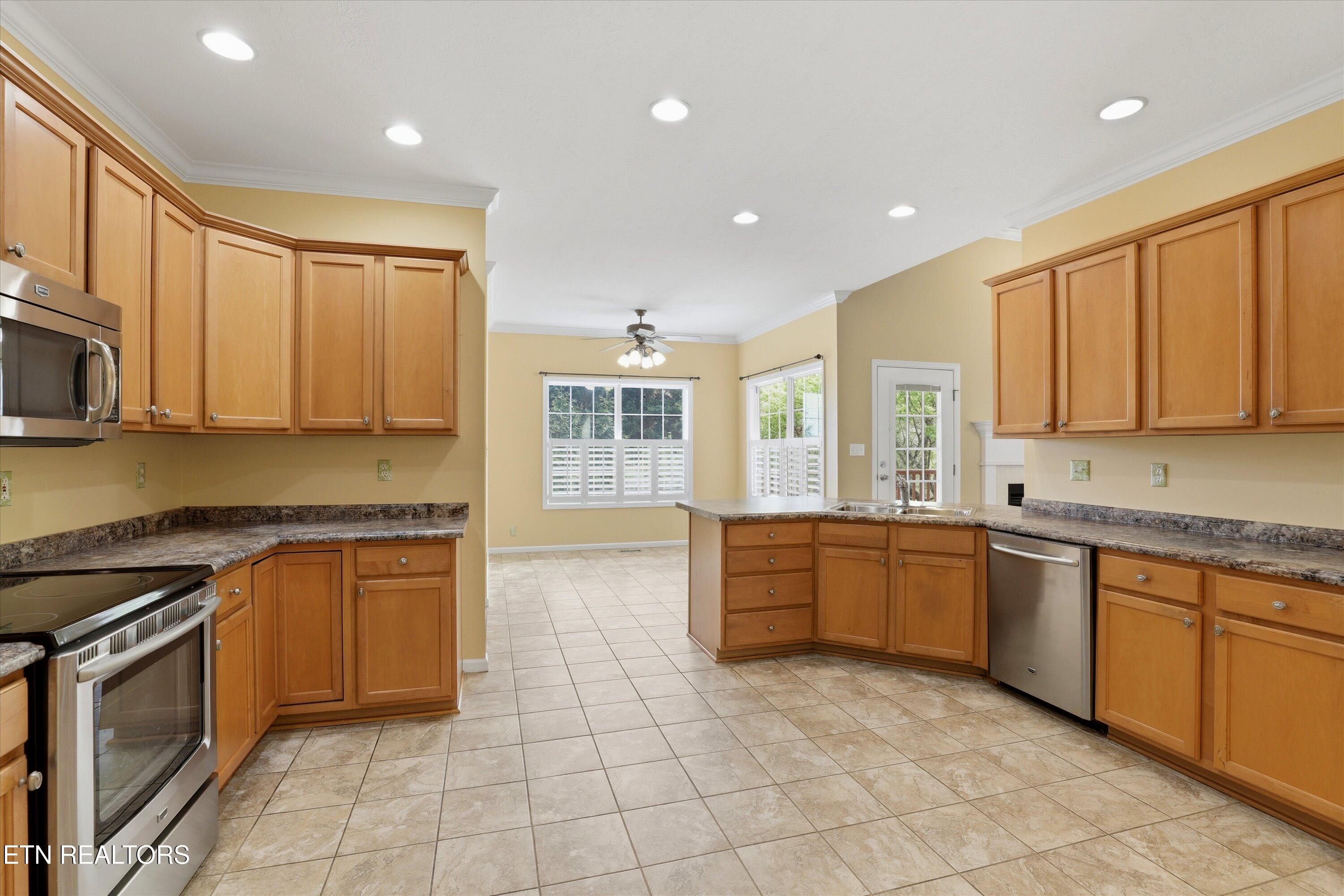 13176 Clear Ridge Road Knoxville, TN 37922 - Photo 9 of 30 12-13176 Clear Ridge Rd-12