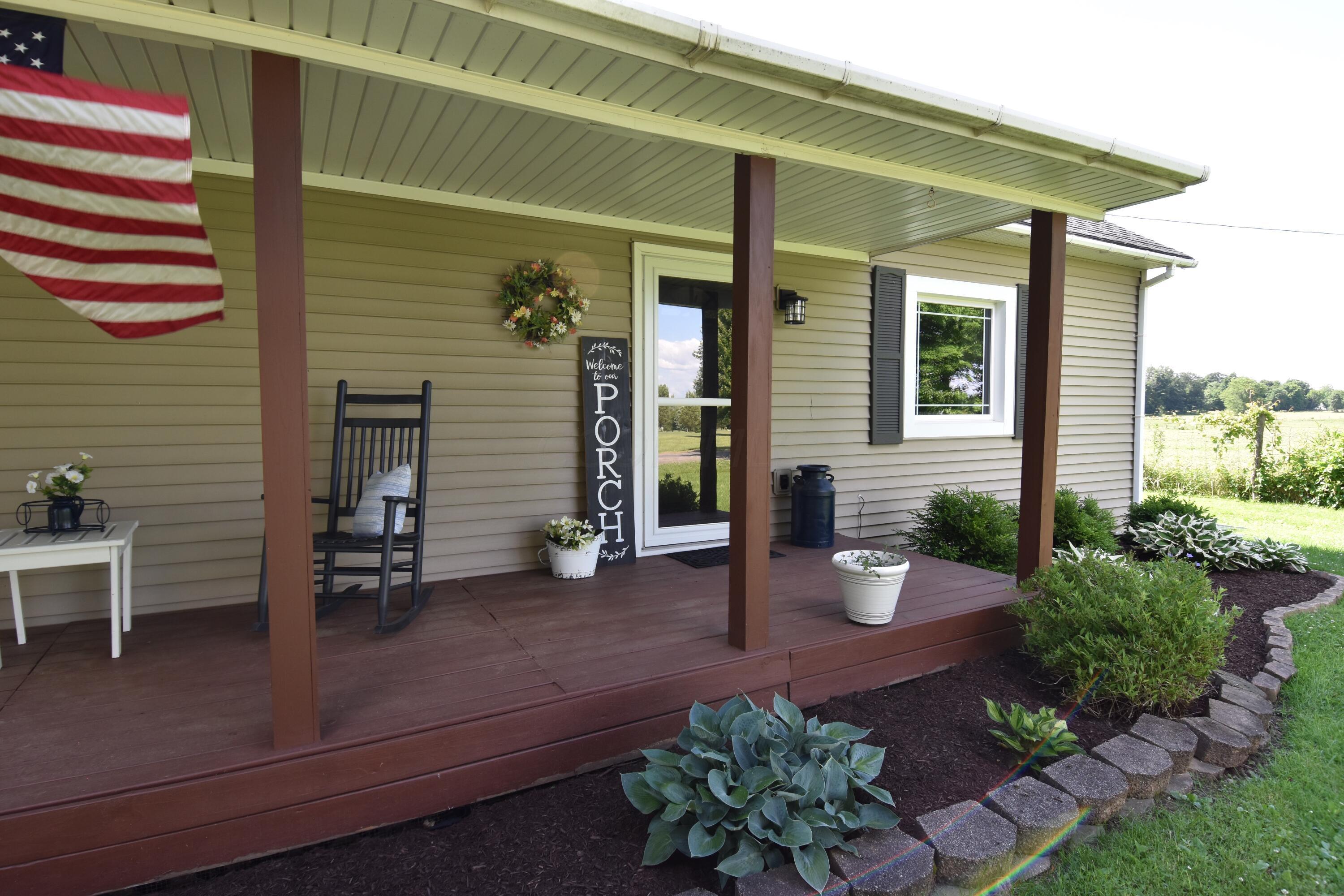 5137 Castle Road Johnstown, OH 43031 - Photo 5 of 66 Welcome Home!