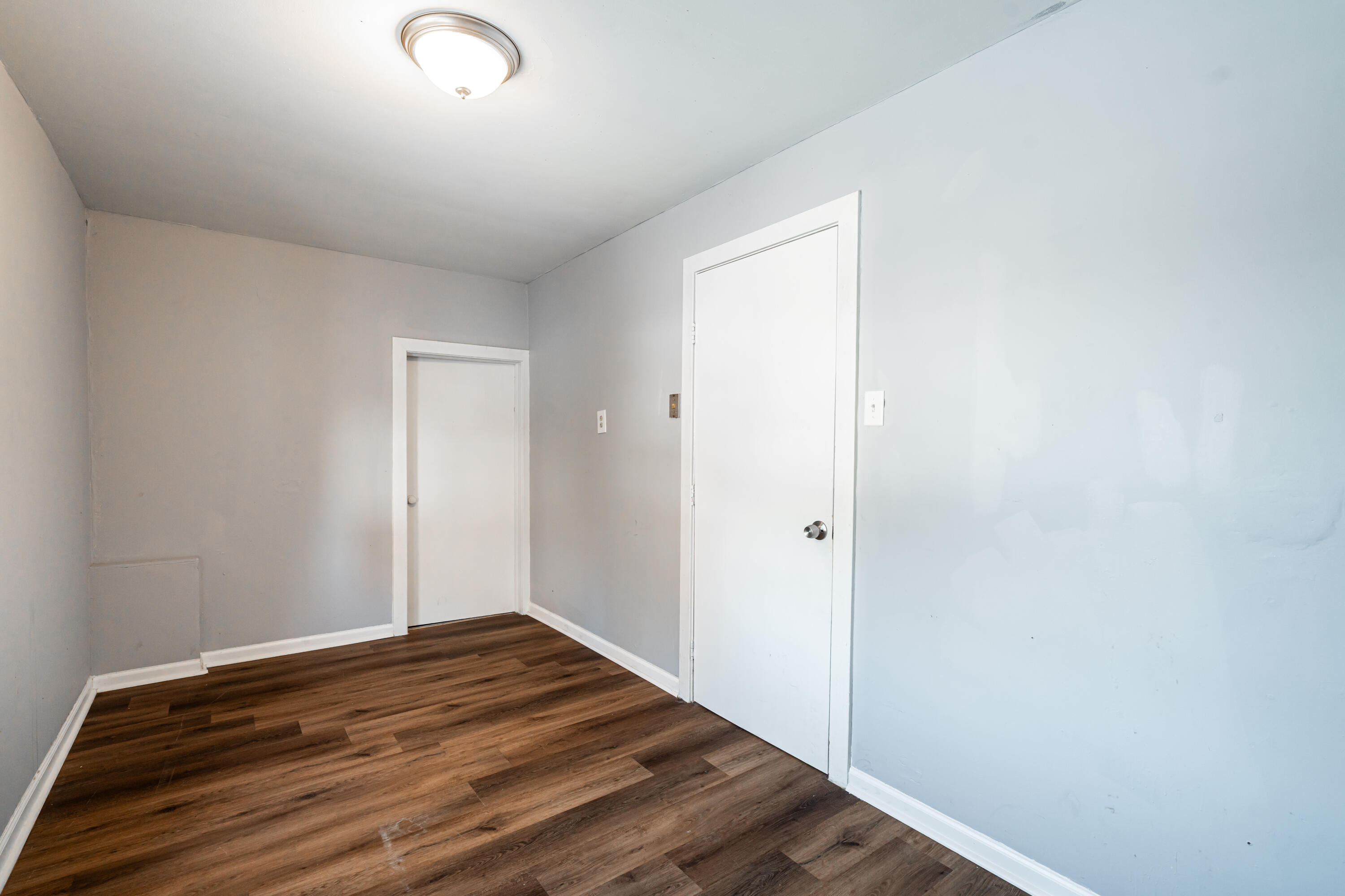 1747 South 28th Street Milwaukee, WI 53215 - Photo 20 of 28 DSC09745