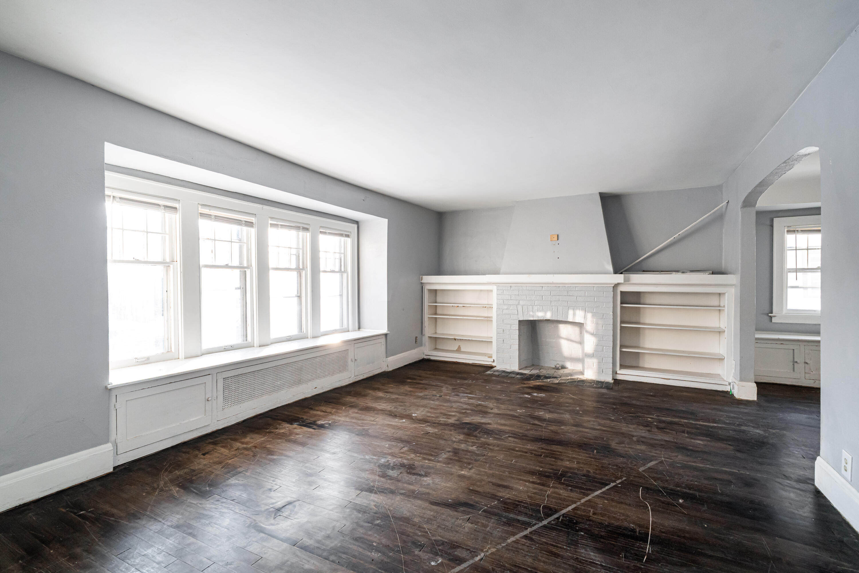 1747 South 28th Street Milwaukee, WI 53215 - Photo 7 of 28 DSC09728