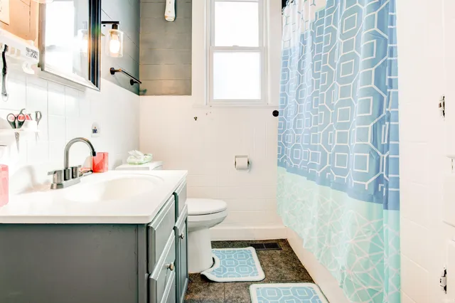 $204,000 | 1409 Main Street, Vincennes, IN 47591