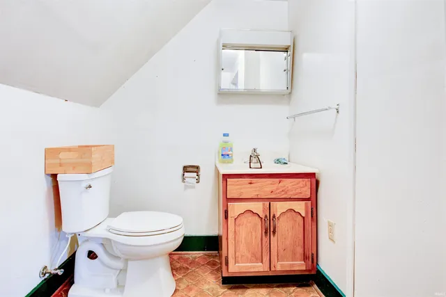 $204,000 | 1409 Main Street, Vincennes, IN 47591