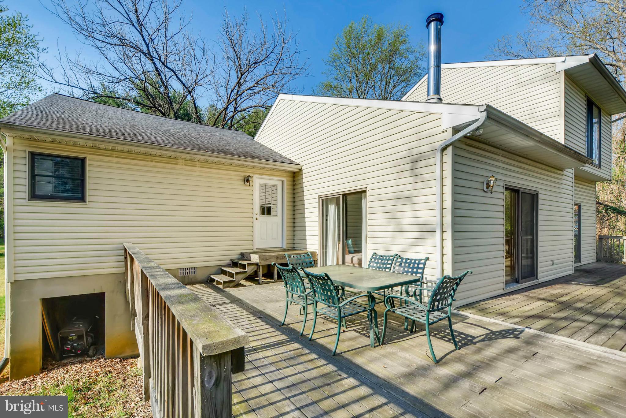 370 Hunner Road Pasadena, MD 21122 - Photo 24 of 27 Exterior (Rear)