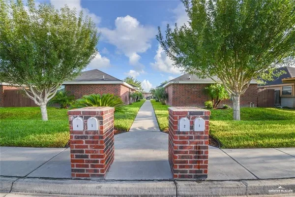$800 | 3715 Zelma Street, Unit 3, Edinburg, TX 78541