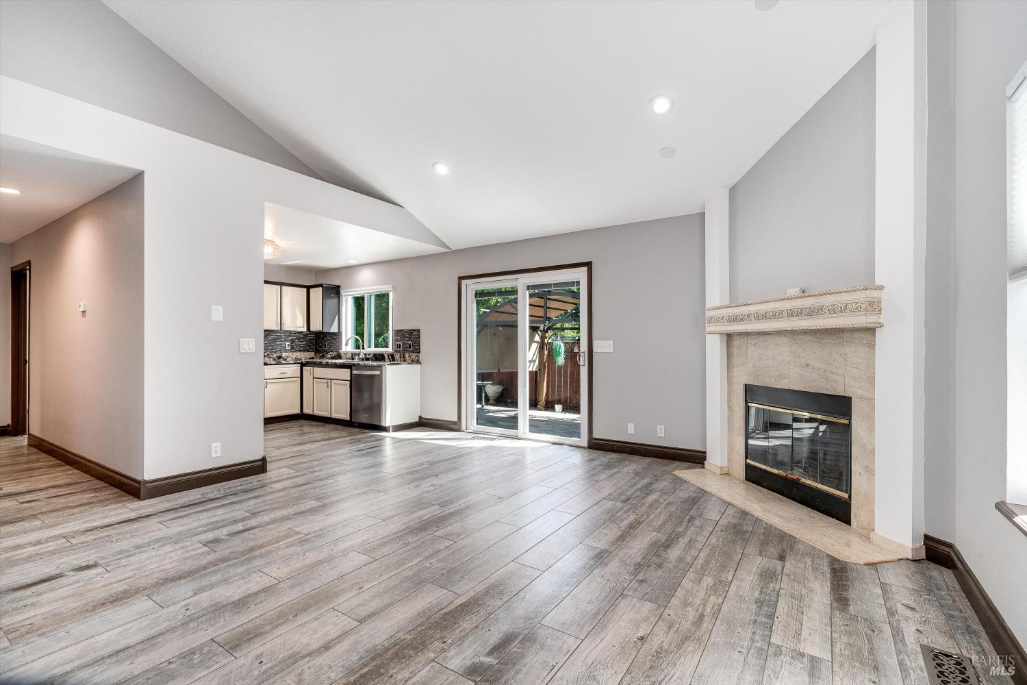 187 Wikiup Meadows Drive Santa Rosa, CA 95403 - Photo 16 of 66