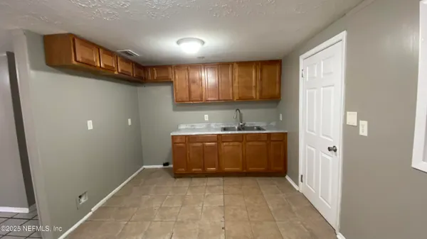 $1,200 | 1244 West 27th Street, Jacksonville, FL 32209