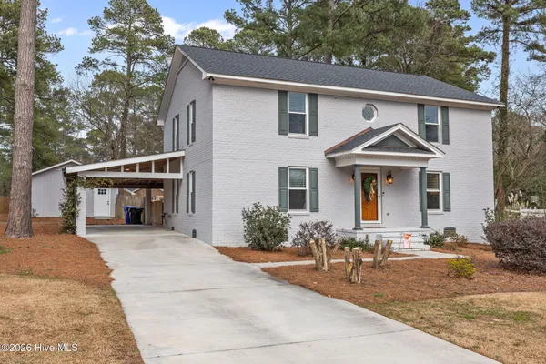 $489,900 | 410 Coharie Drive, Clinton, NC 28328