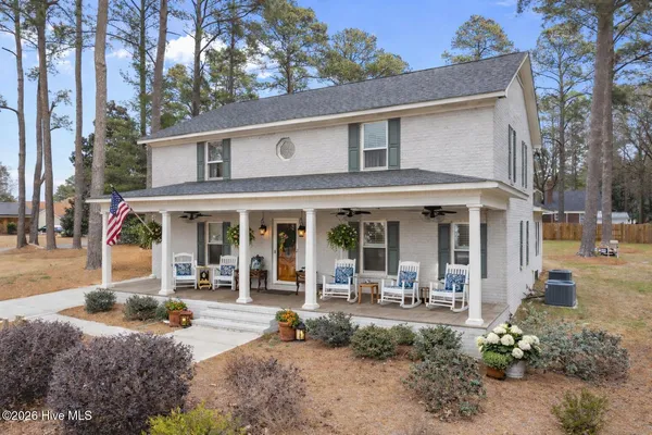 $489,900 | 410 Coharie Drive, Clinton, NC 28328