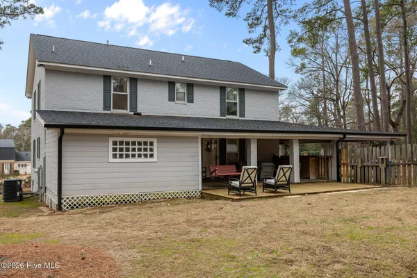 $489,900 | 410 Coharie Drive, Clinton, NC 28328