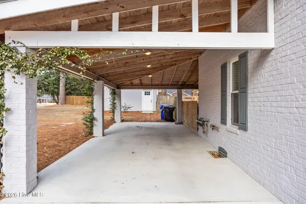 $489,900 | 410 Coharie Drive, Clinton, NC 28328